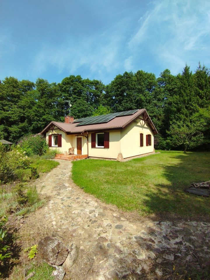 dom wolnostojący, 4 pokoje Lutom, Osiedle Za Lasem. Zdjęcie 3