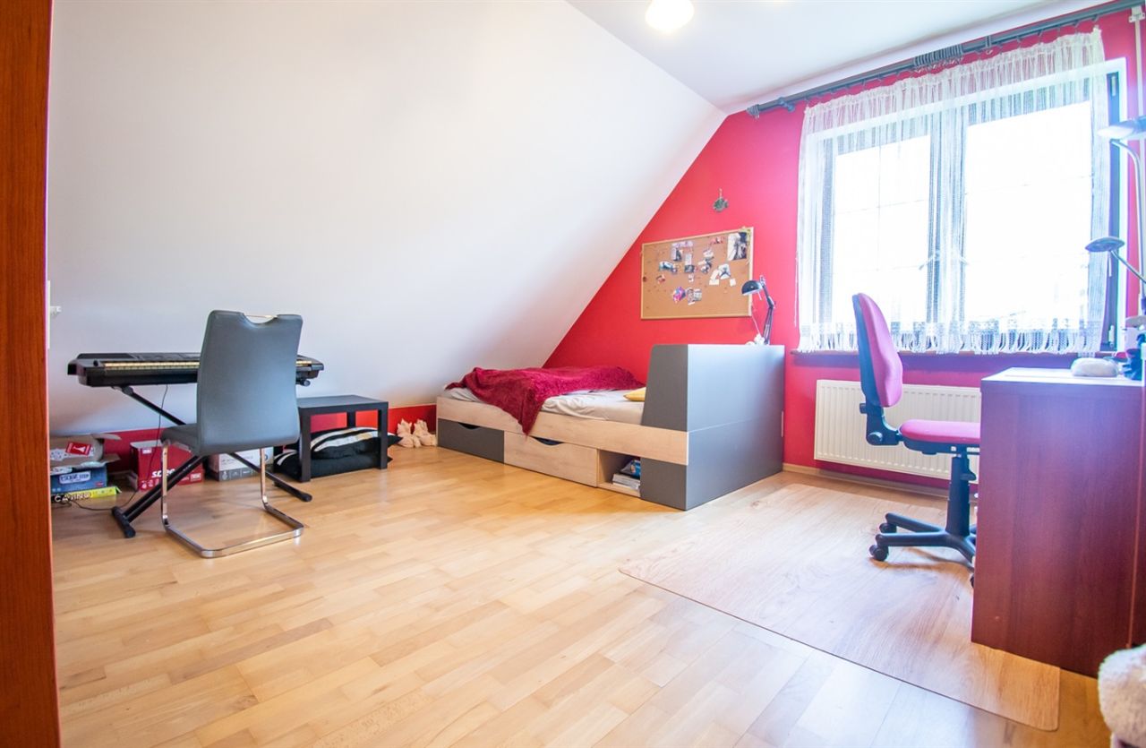 dom wolnostojący, 5 pokoi Chybie, ul. Spokojna. Zdjęcie 21