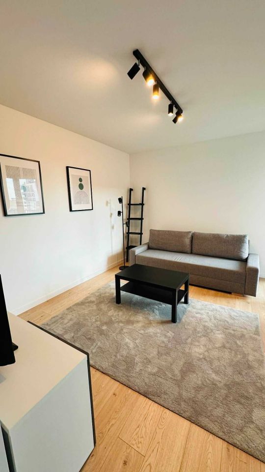 Mieszkanie 1-pokojowe Warszawa Ursus, ul. Edwarda Habicha. Zdjęcie 1