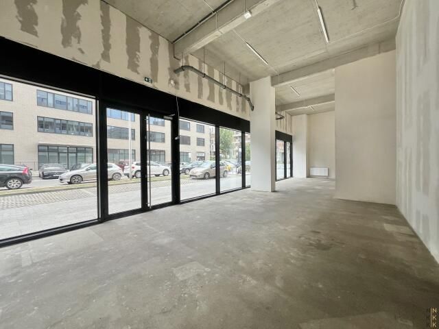 Lokal Wrocław Psie Pole, ul. Antoniego Słonimskiego. Zdjęcie 1