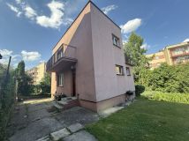 dom wolnostojący Kraków, ul. Wiktora Heltmana. Zdjęcie 4