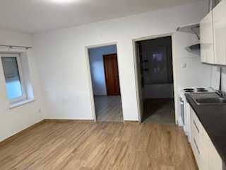 Mieszkanie 3-pokojowe Gorlice, ul. Skrzyńskich. Zdjęcie 2