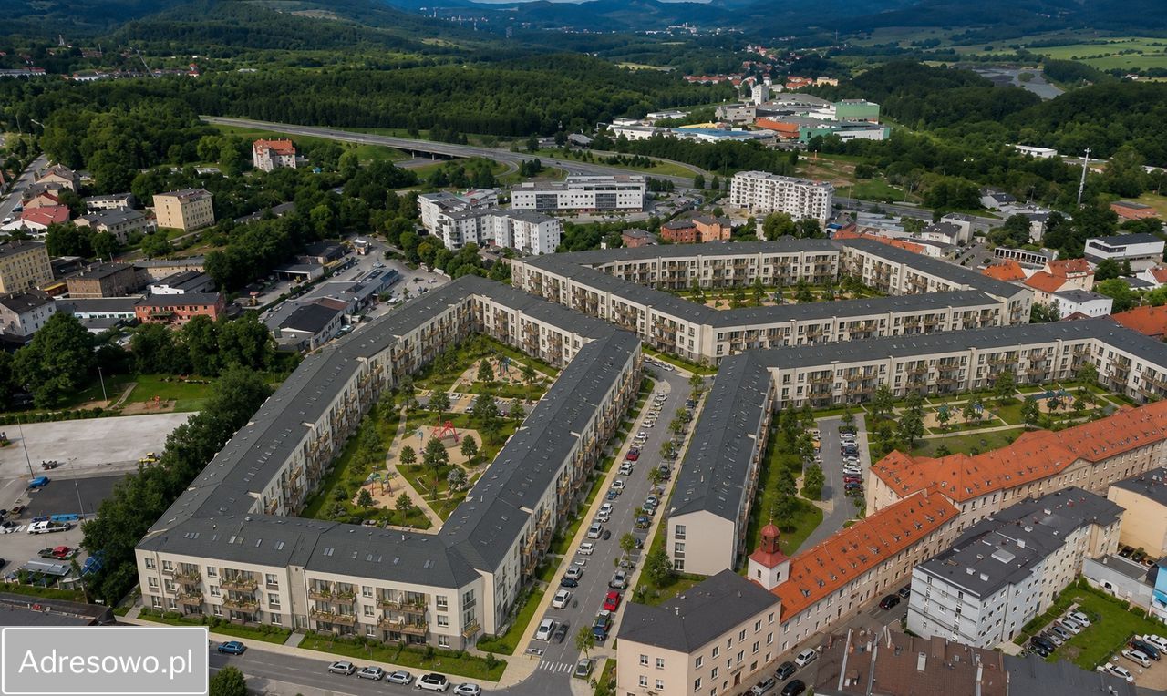 Działka inwestycyjna Wałbrzych Śródmieście, ul. Bolesława Limanowskiego. Zdjęcie 1