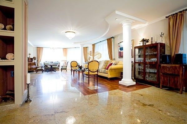 dom wolnostojący, 7 pokoi Konstancin-Jeziorna. Zdjęcie 11