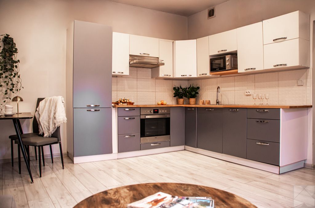 Mieszkanie 3-pokojowe Katowice Śródmieście, ul. Stanisława Moniuszki. Zdjęcie 3