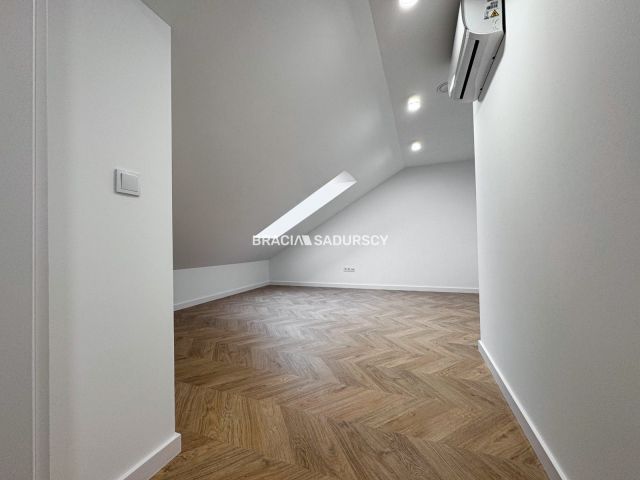 Mieszkanie 5-pokojowe Niepołomice. Zdjęcie 19