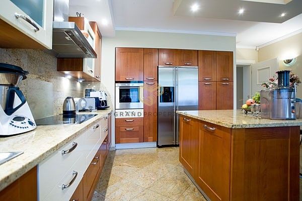 dom wolnostojący, 7 pokoi Konstancin-Jeziorna. Zdjęcie 13