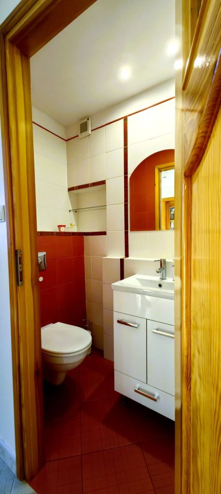 Mieszkanie 3-pokojowe Leśnice. Zdjęcie 11