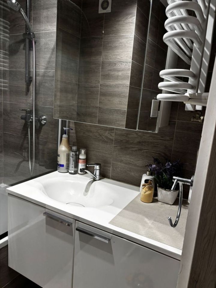 Mieszkanie 3-pokojowe Łomża, ul. Władysława Broniewskiego. Zdjęcie 2