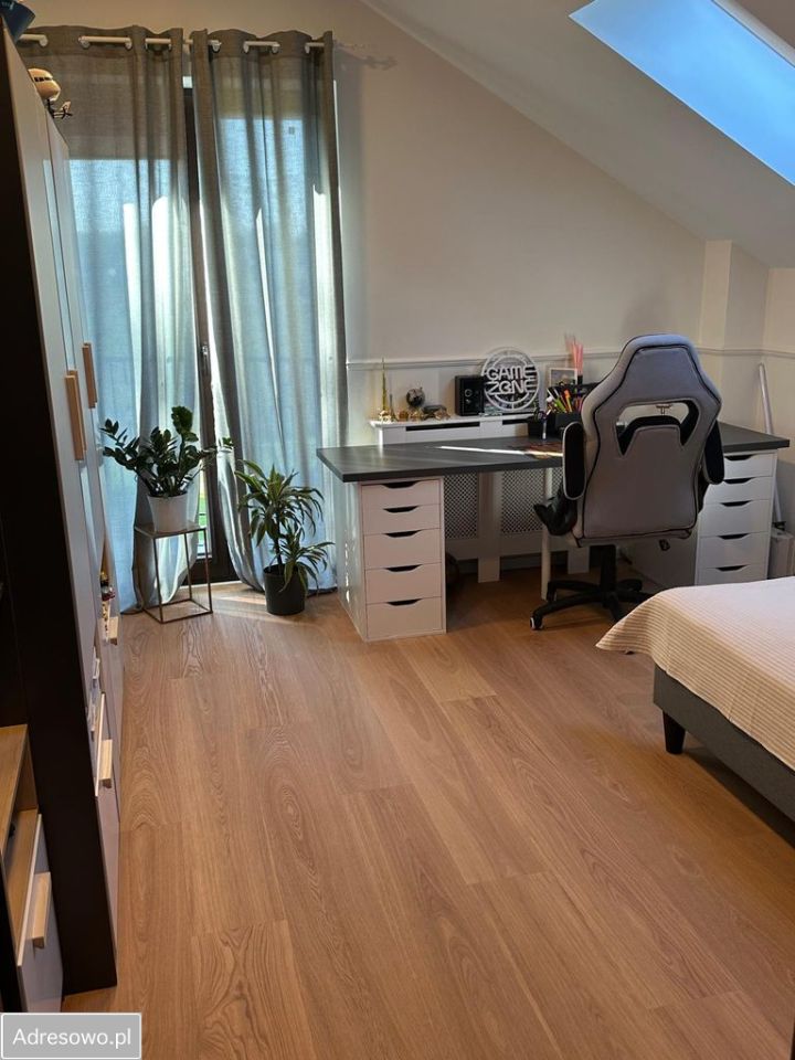 dom wolnostojący, 5 pokoi Korzystno. Zdjęcie 18