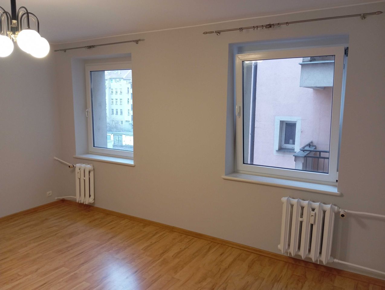 Mieszkanie 3-pokojowe Legnica, ul. Rzemieślnicza. Zdjęcie 4