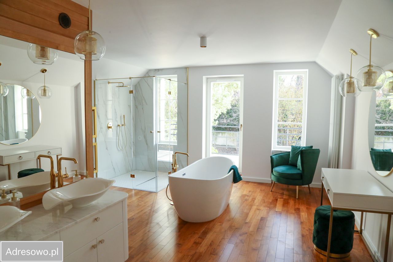 dworek, 8 pokoi Komorów. Zdjęcie 17