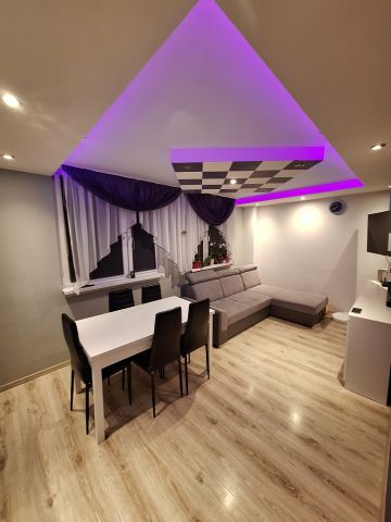 Mieszkanie 3-pokojowe Lubin, ul. Topolowa. Zdjęcie 1