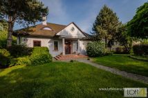 dom wolnostojący, 8 pokoi Rzeszów Zwięczyca, ul. Saletyńska