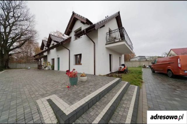 dom wolnostojący Świnoujście Karsibór, ul. Osadników Wojskowych. Zdjęcie 1