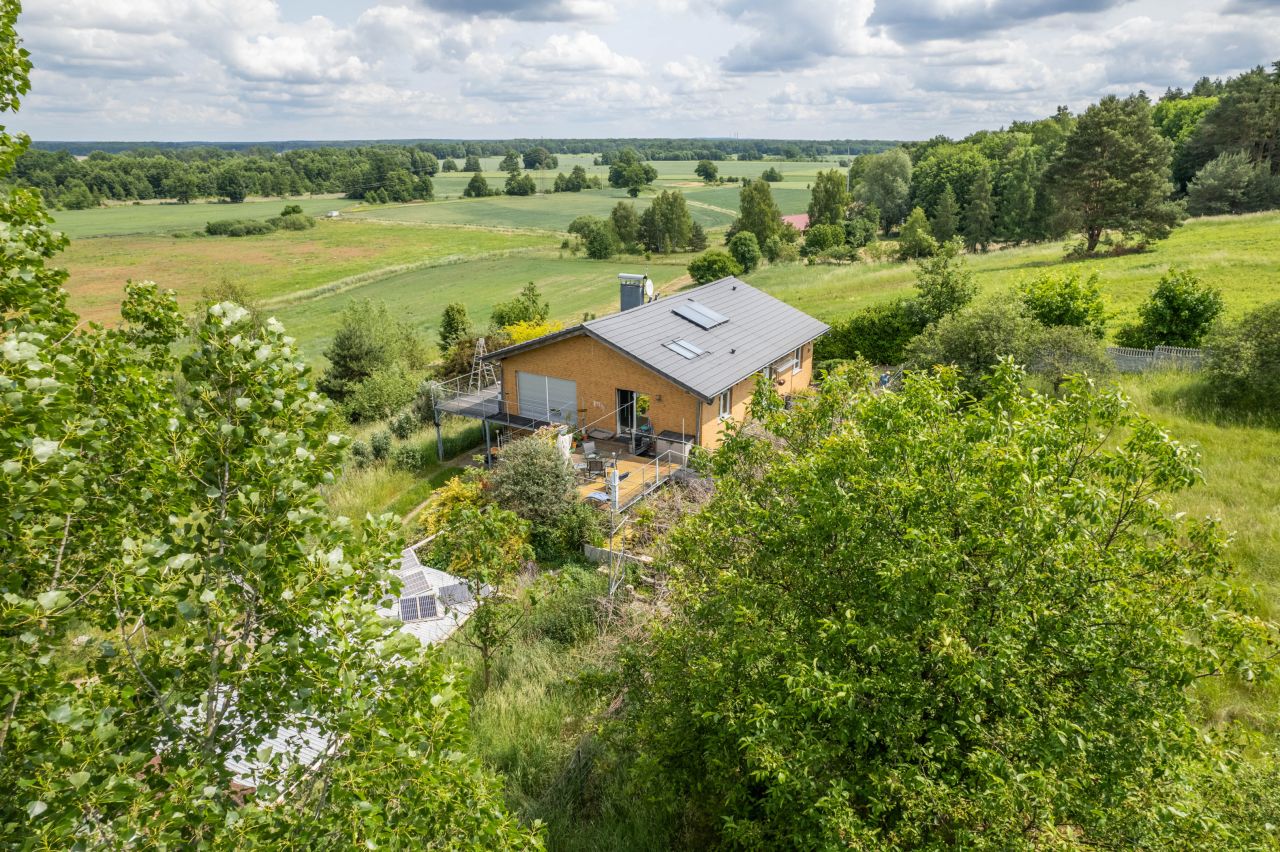 dom wolnostojący, 4 pokoje Wysokie. Zdjęcie 16