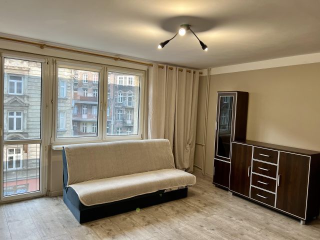 Mieszkanie 3-pokojowe Wrocław Śródmieście, ul. Nowowiejska. Zdjęcie 1