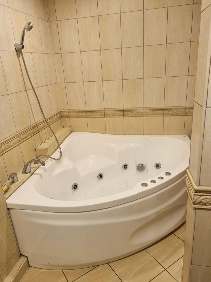 Mieszkanie 8-pokojowe Przemyśl, ul. Aleksandra Dworskiego. Zdjęcie 12