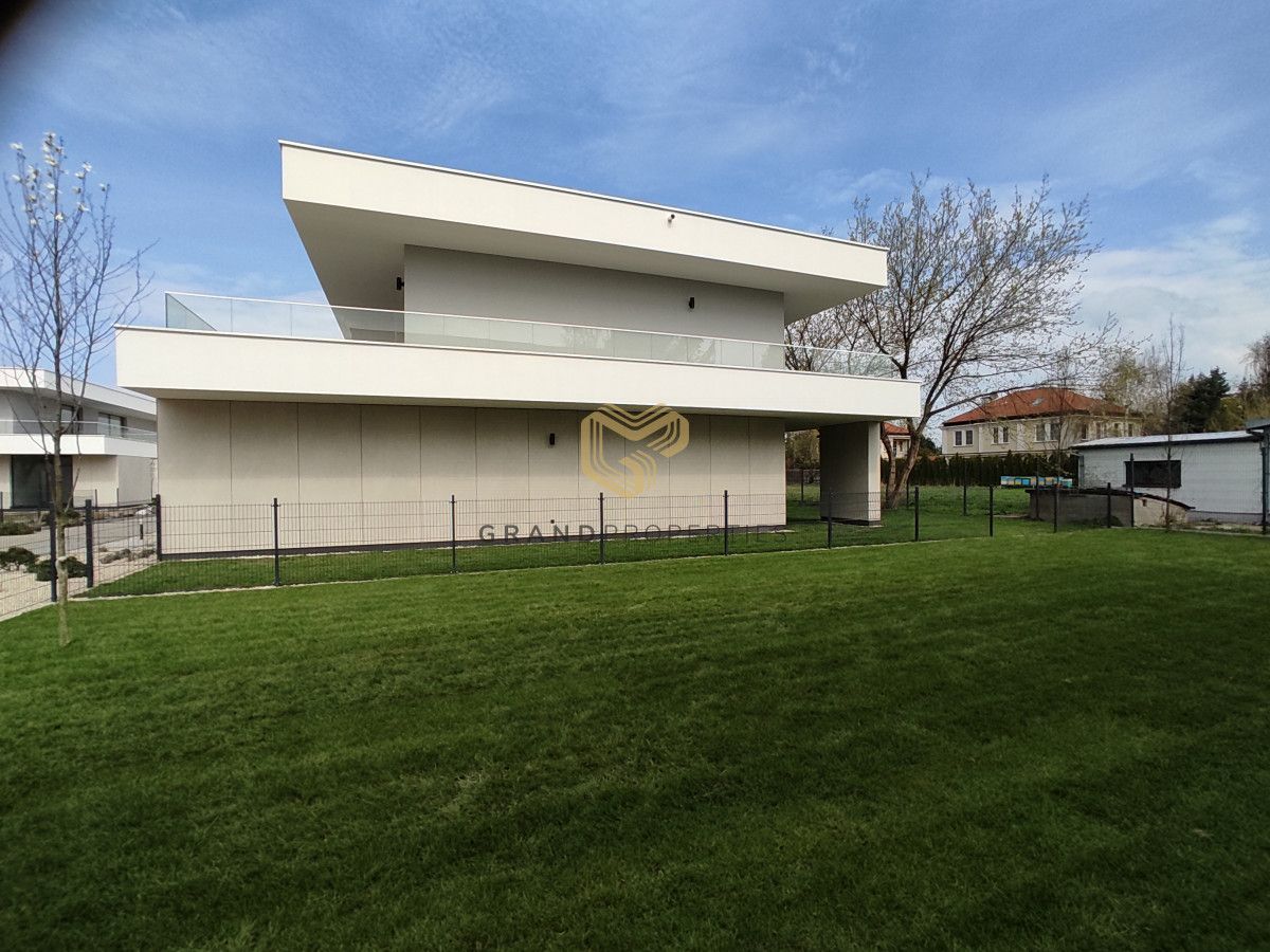 dom wolnostojący, 7 pokoi Konstancin-Jeziorna. Zdjęcie 6