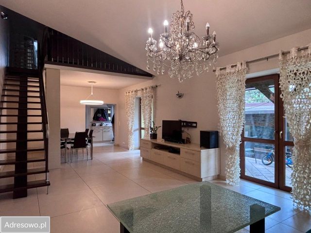 dom wolnostojący, 3 pokoje Zawiercie, ul. Topiel. Zdjęcie 1