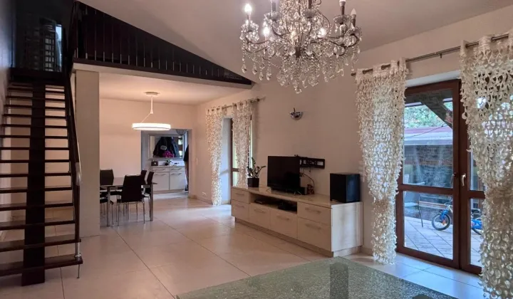 dom wolnostojący, 3 pokoje Zawiercie, ul. Topiel