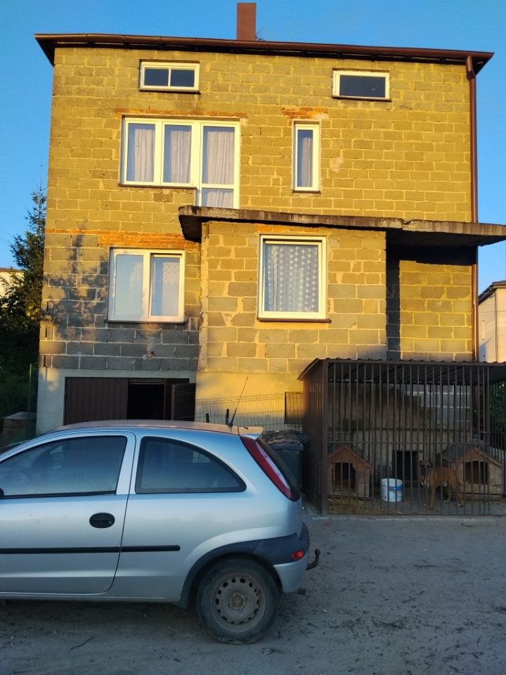 dom wolnostojący Działoszyn. Zdjęcie 1