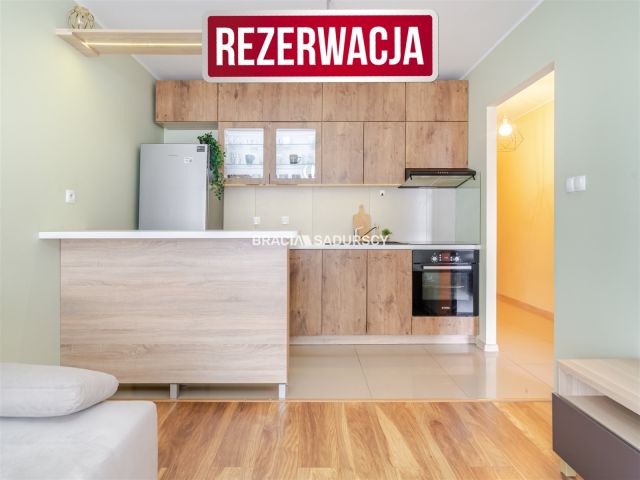 Mieszkanie 2-pokojowe Kraków Piaski Wielkie, ul. Adama Bochenka. Zdjęcie 1