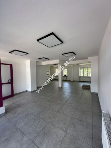 Lokal Warszawa Ursus. Zdjęcie 4