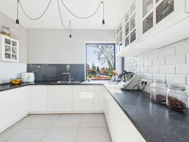 dom wolnostojący, 4 pokoje Kalinko. Zdjęcie 32