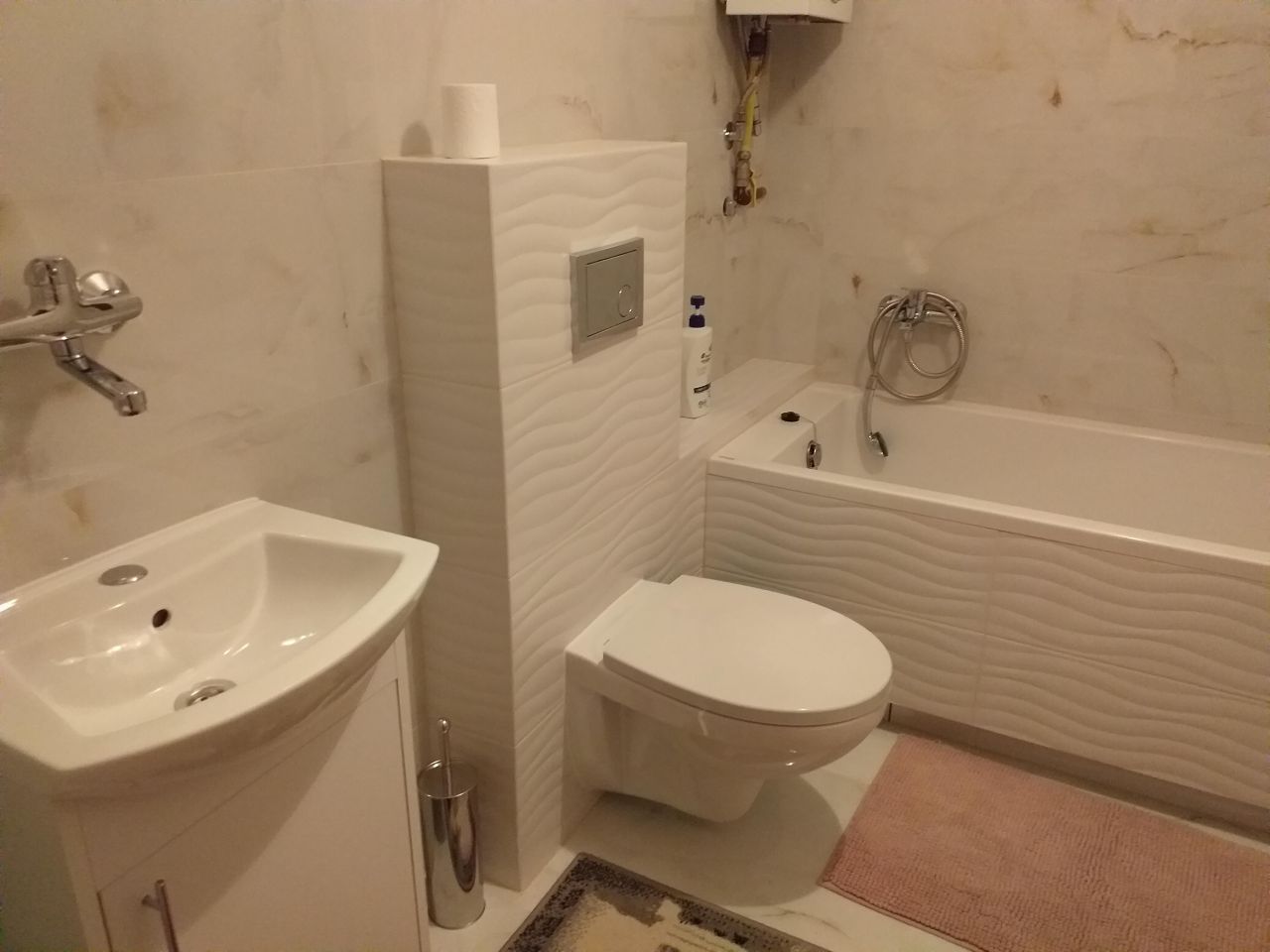 dom wolnostojący, 7 pokoi Kraków Bieżanów, ul. Henryka Hoyera. Zdjęcie 2