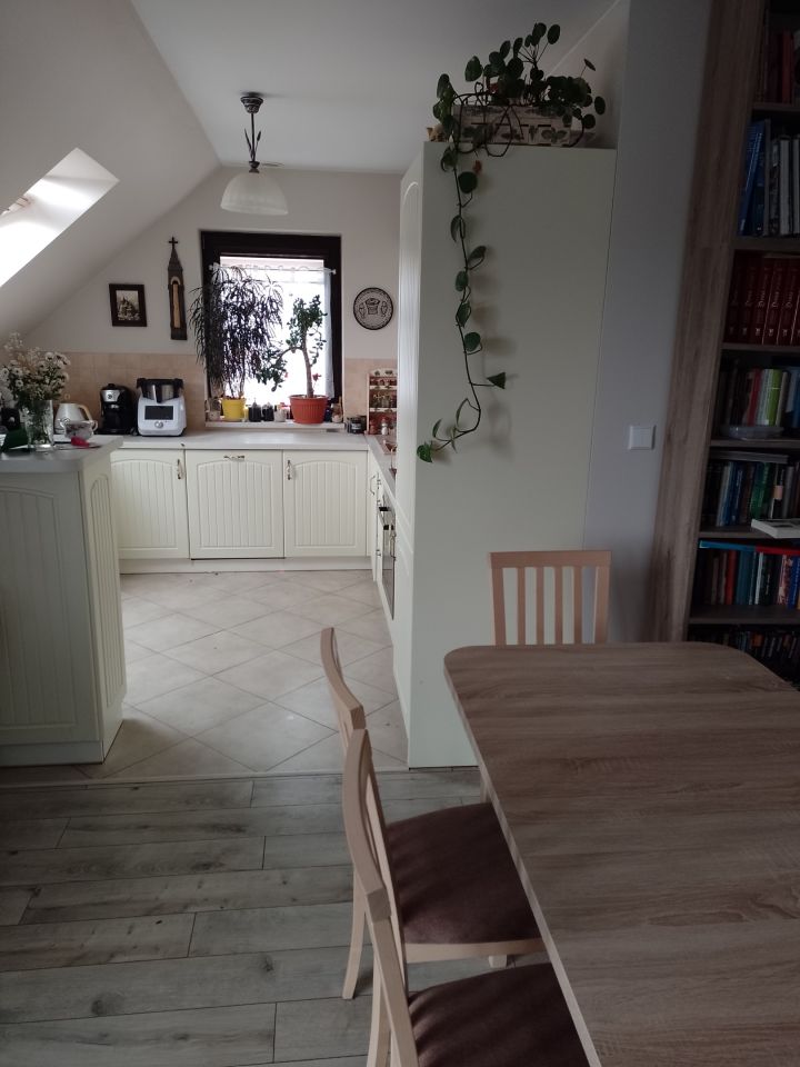 Mieszkanie 4-pokojowe Karniowice, ul. Słoneczna. Zdjęcie 6