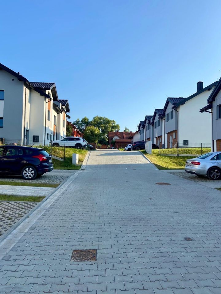 Mieszkanie 3-pokojowe Piekary. Zdjęcie 3