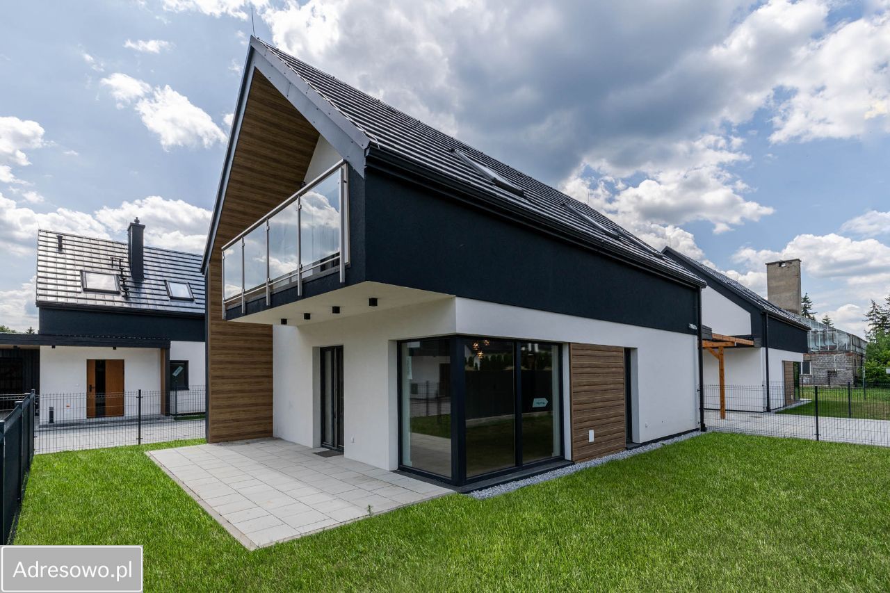 dom wolnostojący, 4 pokoje Myślenice, ul. Kazimierza Wielkiego. Zdjęcie 1