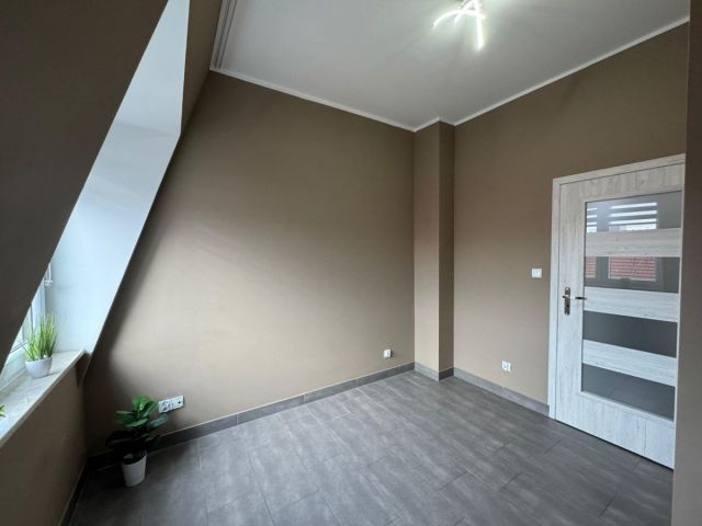 Mieszkanie 3-pokojowe Żerniki Wrocławskie, ul. Kolejowa. Zdjęcie 20