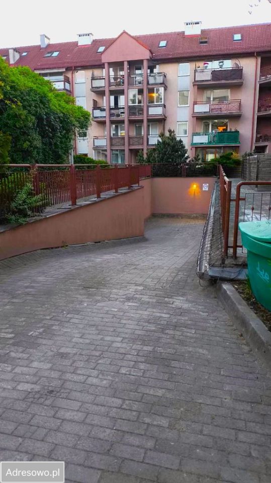 Garaż/miejsce parkingowe Gdynia Dąbrowa, ul. Gorczycowa. Zdjęcie 2