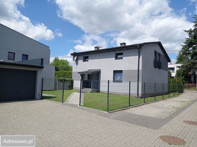 dom wolnostojący, 5 pokoi Ruda Śląska Halemba, ul. Kochłowicka. Zdjęcie 1