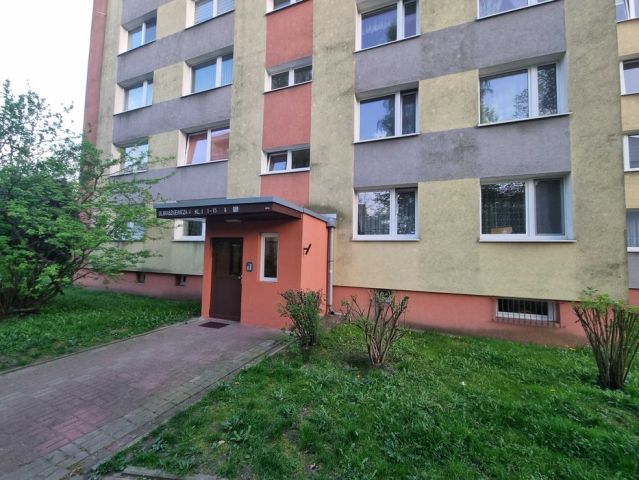 Mieszkanie 1-pokojowe Częstochowa Północ, ul. Iwaszkiewicza. Zdjęcie 1