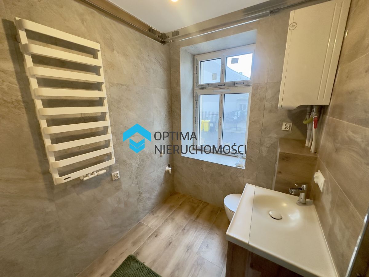 Mieszkanie 2-pokojowe Jelenia Góra, ul. Jana Kasprowicza. Zdjęcie 15