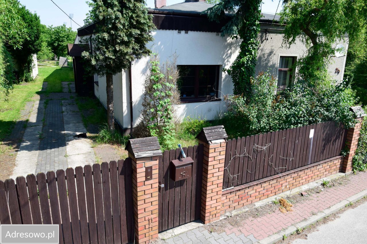 dom wolnostojący, 3 pokoje Częstochowa Błeszno, ul. Spacerowa