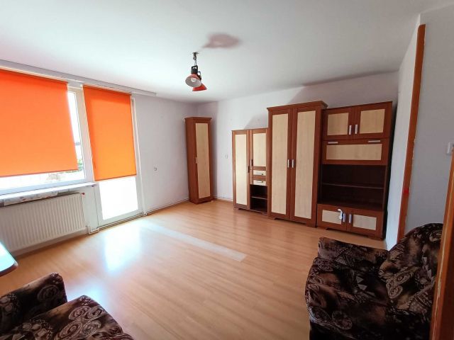 Mieszkanie 2-pokojowe Tomaszów Lubelski Śródmieście, ul. Józefa Piłsudskiego. Zdjęcie 1