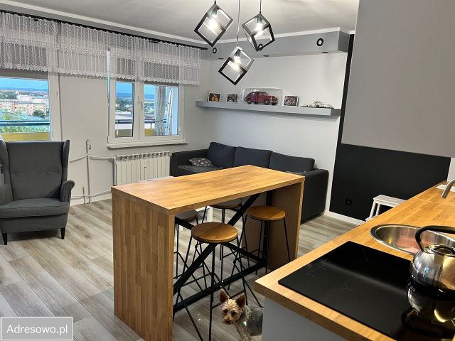 Mieszkanie 4-pokojowe Świecie. Zdjęcie 1