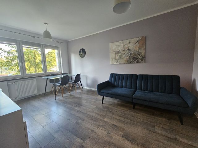 Mieszkanie 3-pokojowe Białystok Antoniuk, ul. Władysława Broniewskiego. Zdjęcie 1