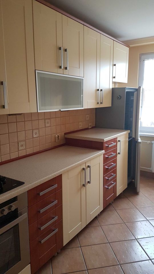 Mieszkanie 3-pokojowe Lubliniec Centrum. Zdjęcie 2