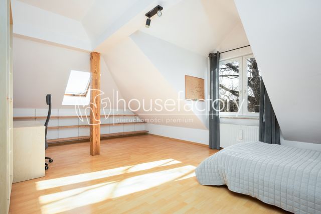 dom wolnostojący, 5 pokoi Łódź Radogoszcz, ul. Cyprysowa. Zdjęcie 9