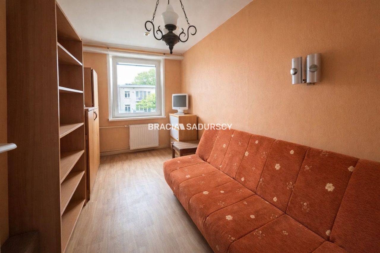 Mieszkanie 2-pokojowe Kraków Bieżanów, ul. Okólna. Zdjęcie 2