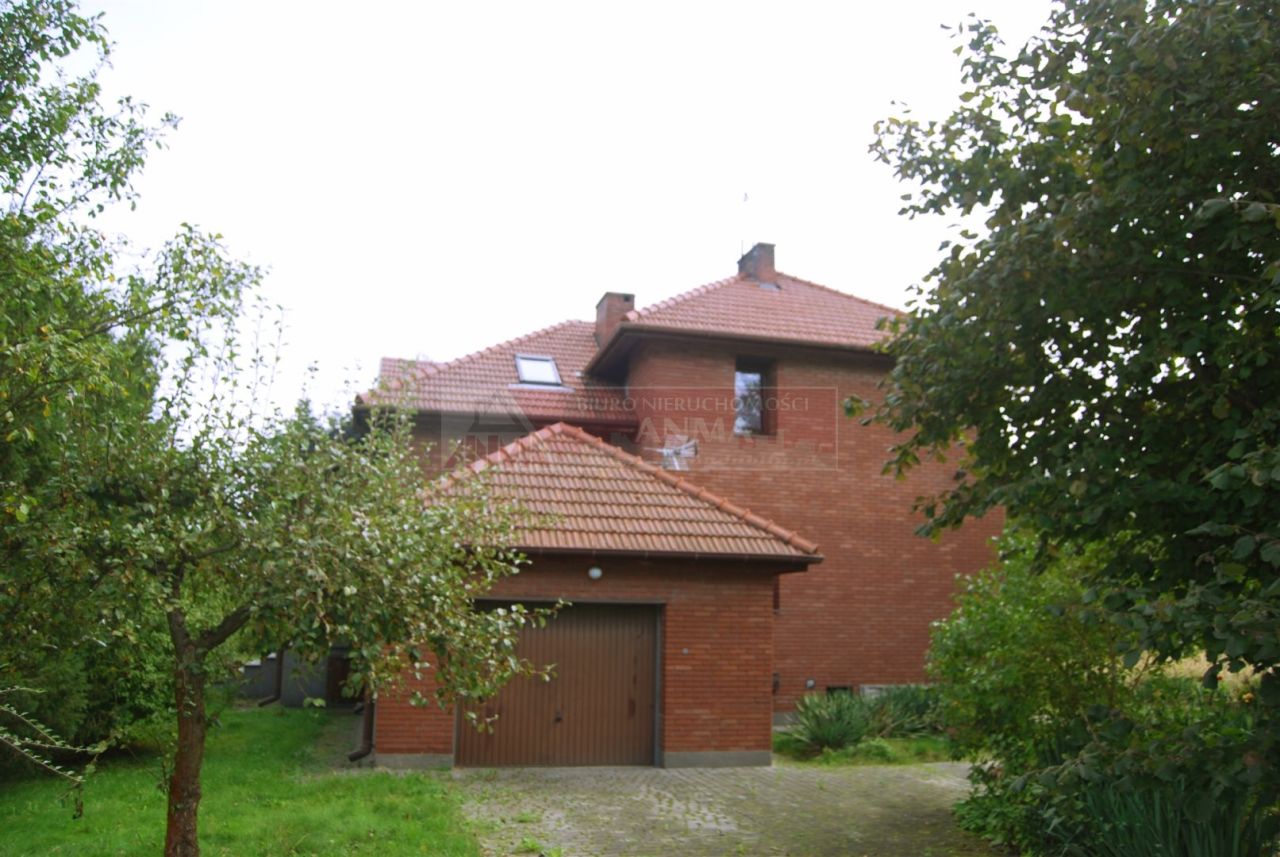 dom wolnostojący, 4 pokoje Niemce, ul. Willowa