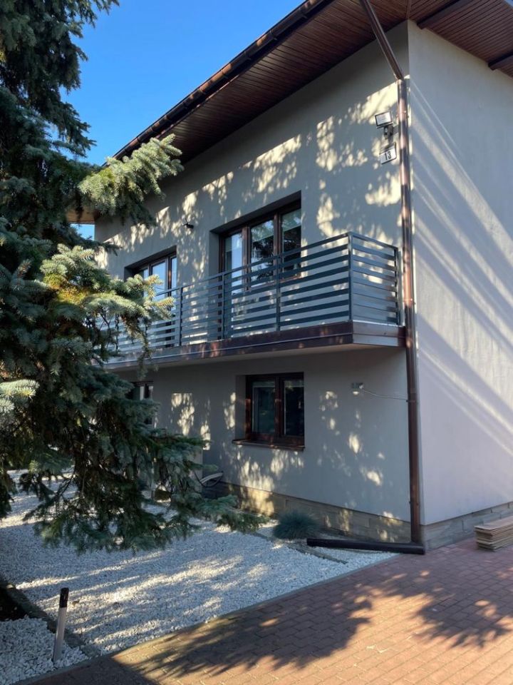 dom wolnostojący Pabianice. Zdjęcie 5