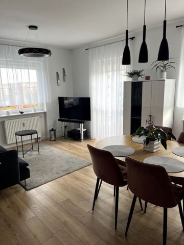 Mieszkanie 3-pokojowe Gdańsk Zakoniczyn. Zdjęcie 1