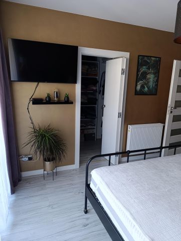 bliźniak, 4 pokoje Kiełczów, ul. Polna. Zdjęcie 17