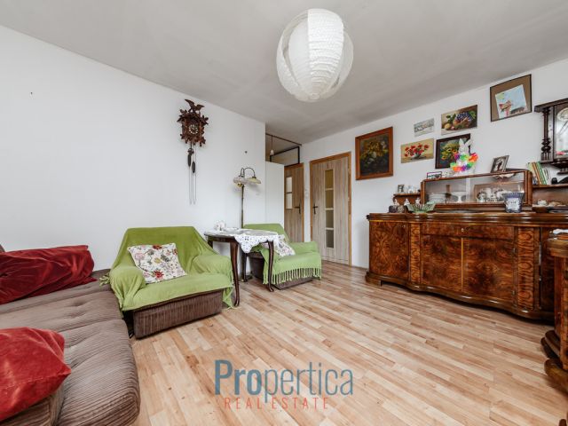 dom wolnostojący, 4 pokoje Złotokłos, ul. 3 Maja. Zdjęcie 2